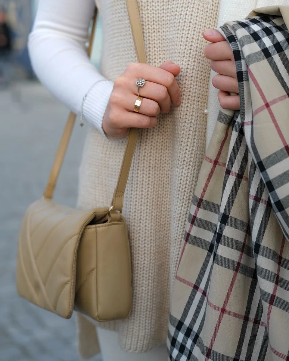 Arc Leather Bag alternate