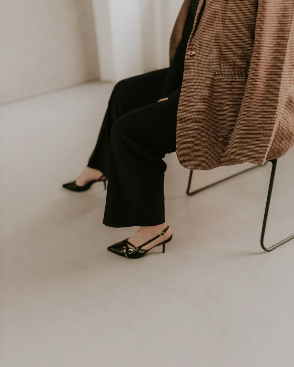Weekend Cropped Blazer - ảnh 3
