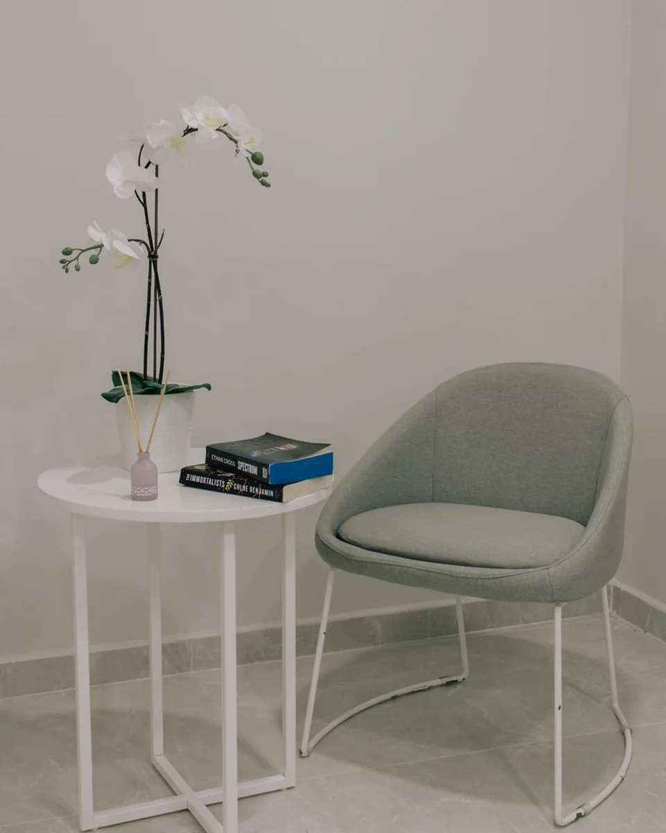 Arc Side Table
