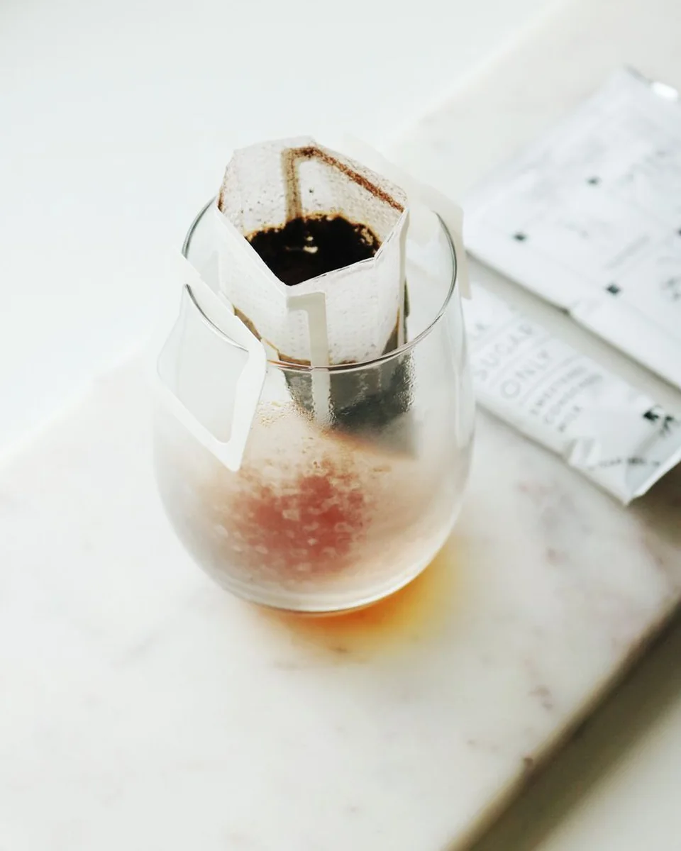 Cốc thủy tinh có quai