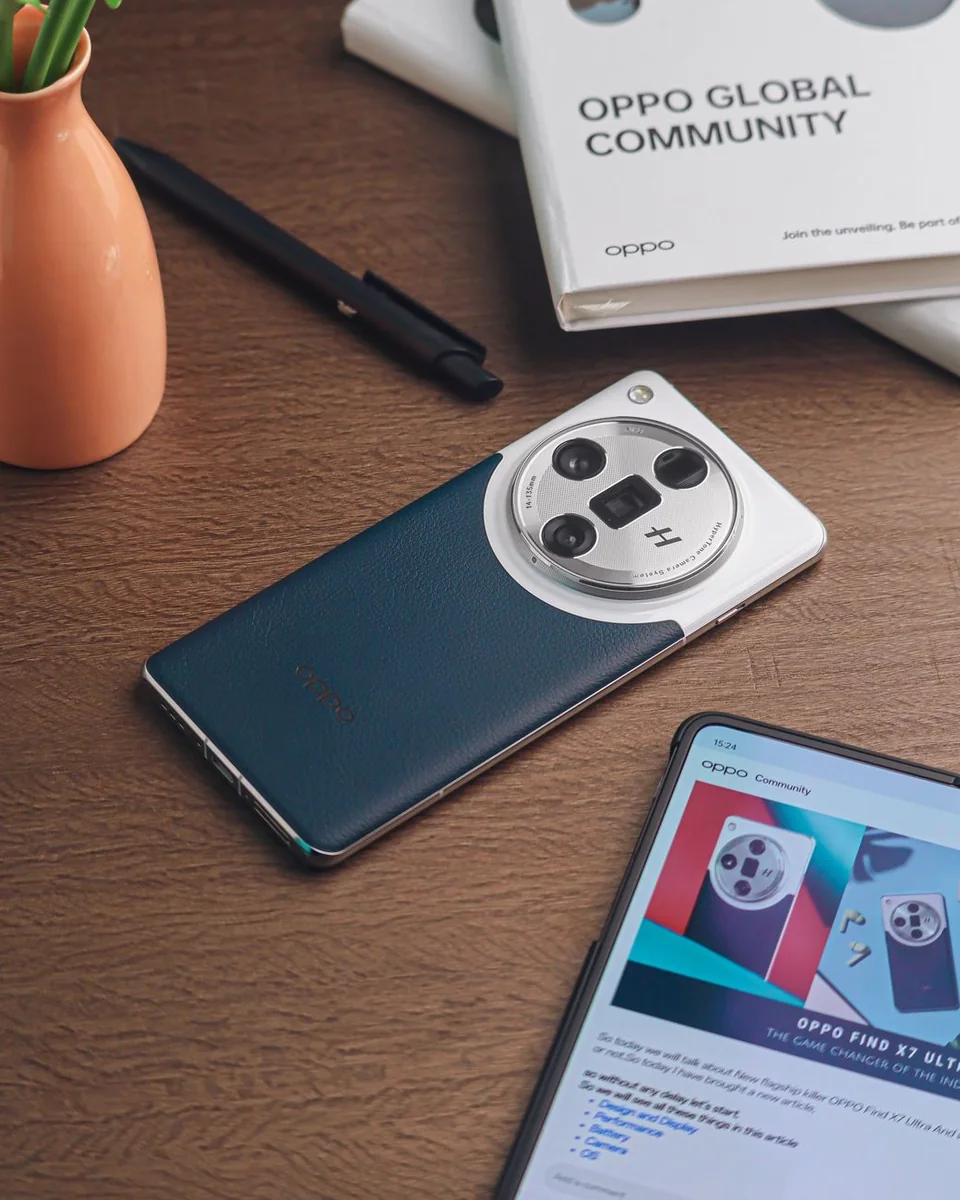 Orbit Compact Phone