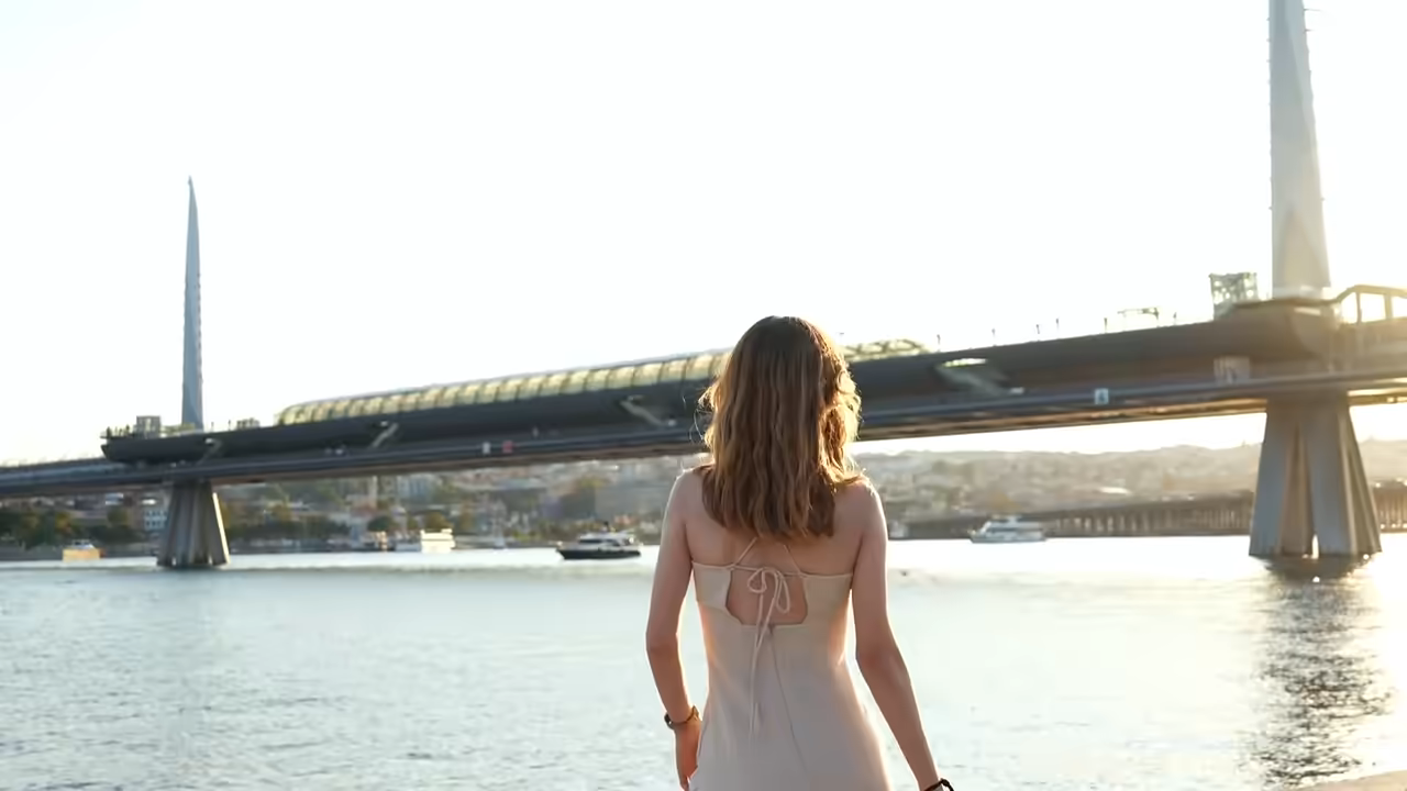 Halo Form — cảm hứng phong cách thời trang motion study 2