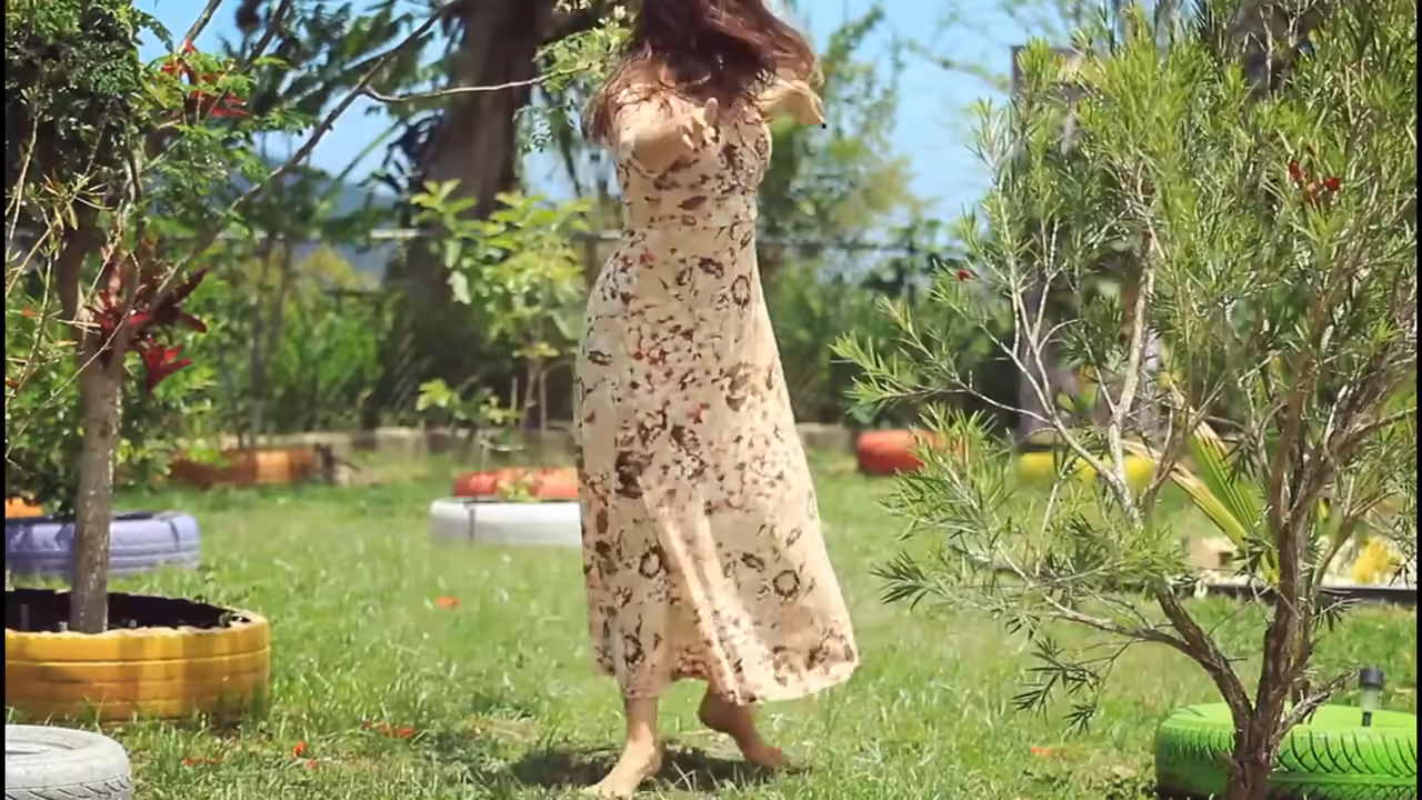 Roux Ensemble — cảm hứng phối đồ motion study 1