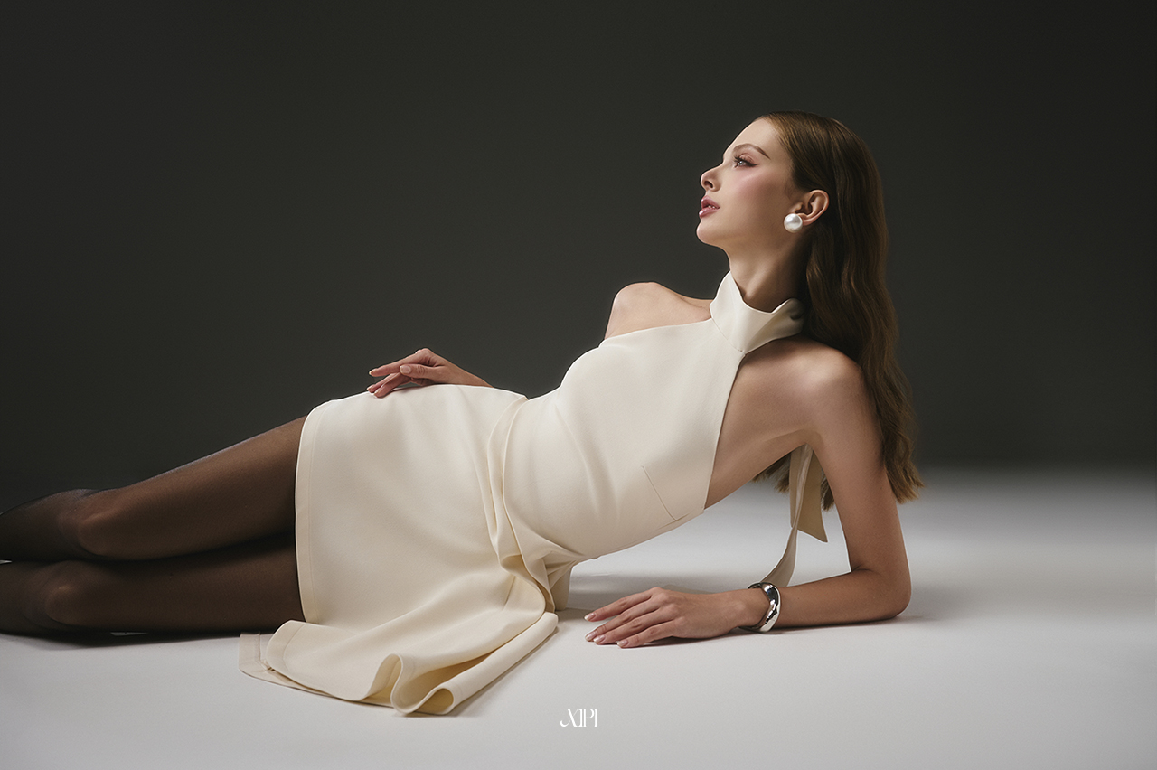 Toria Dress - Đầm Yếm Kem Tùng Xếp
