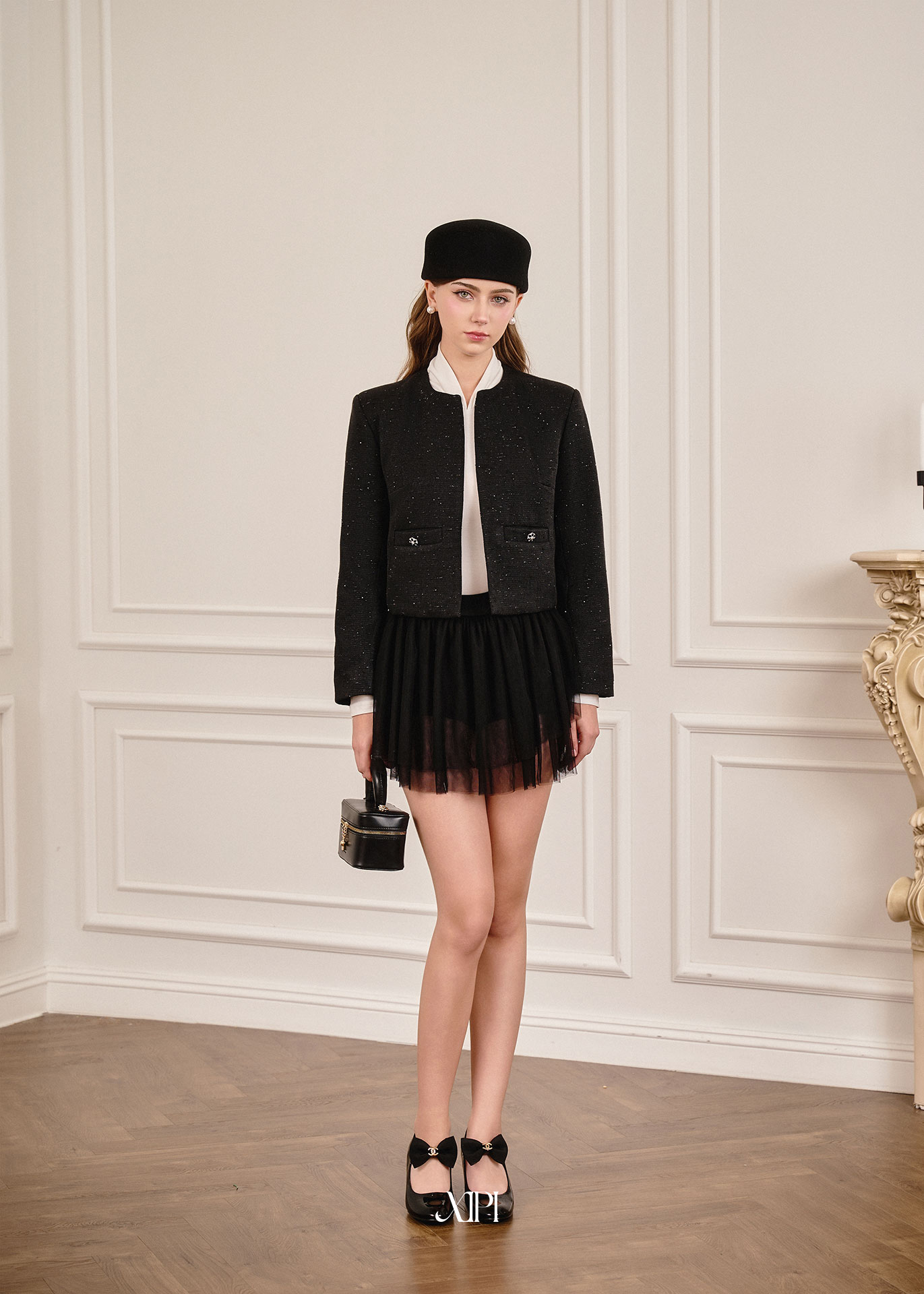 Fayena Coat - Áo Khoác Bố Đen Kim Sa