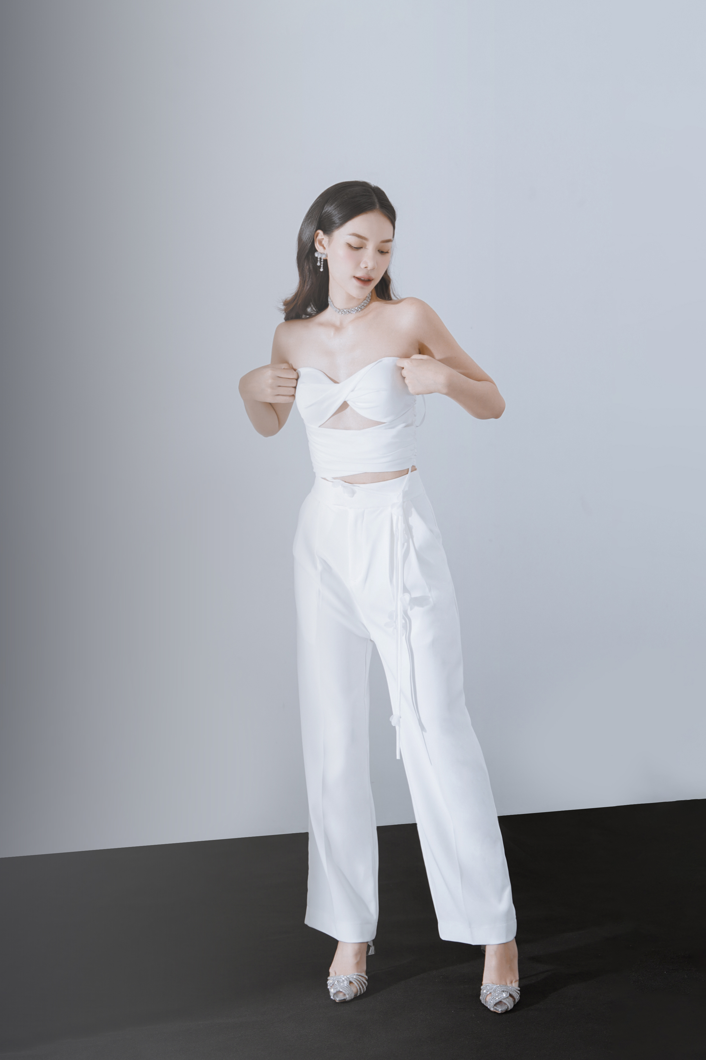 Quần Trắng Baggy 2 Ly Xếp 