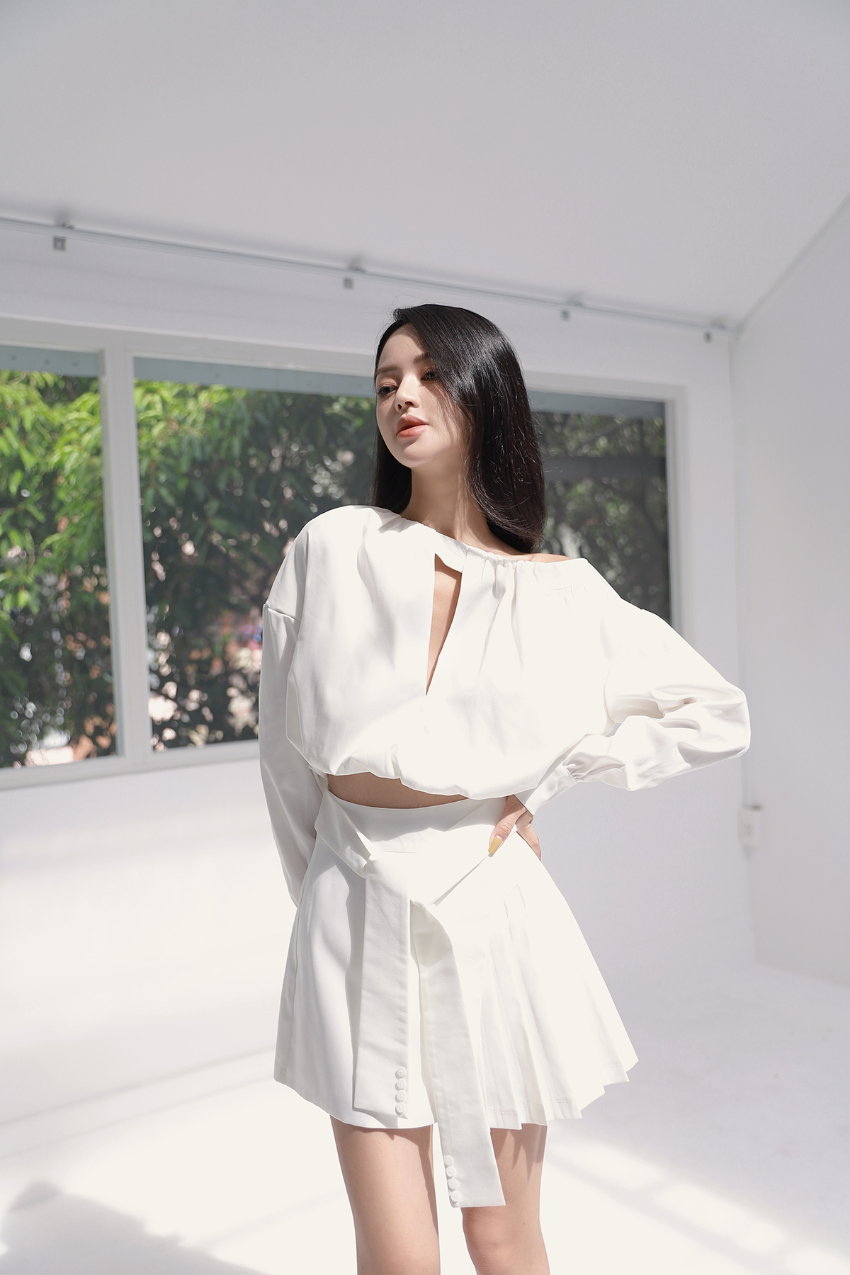 Chân Váy Trắng Phối Xếp Ly