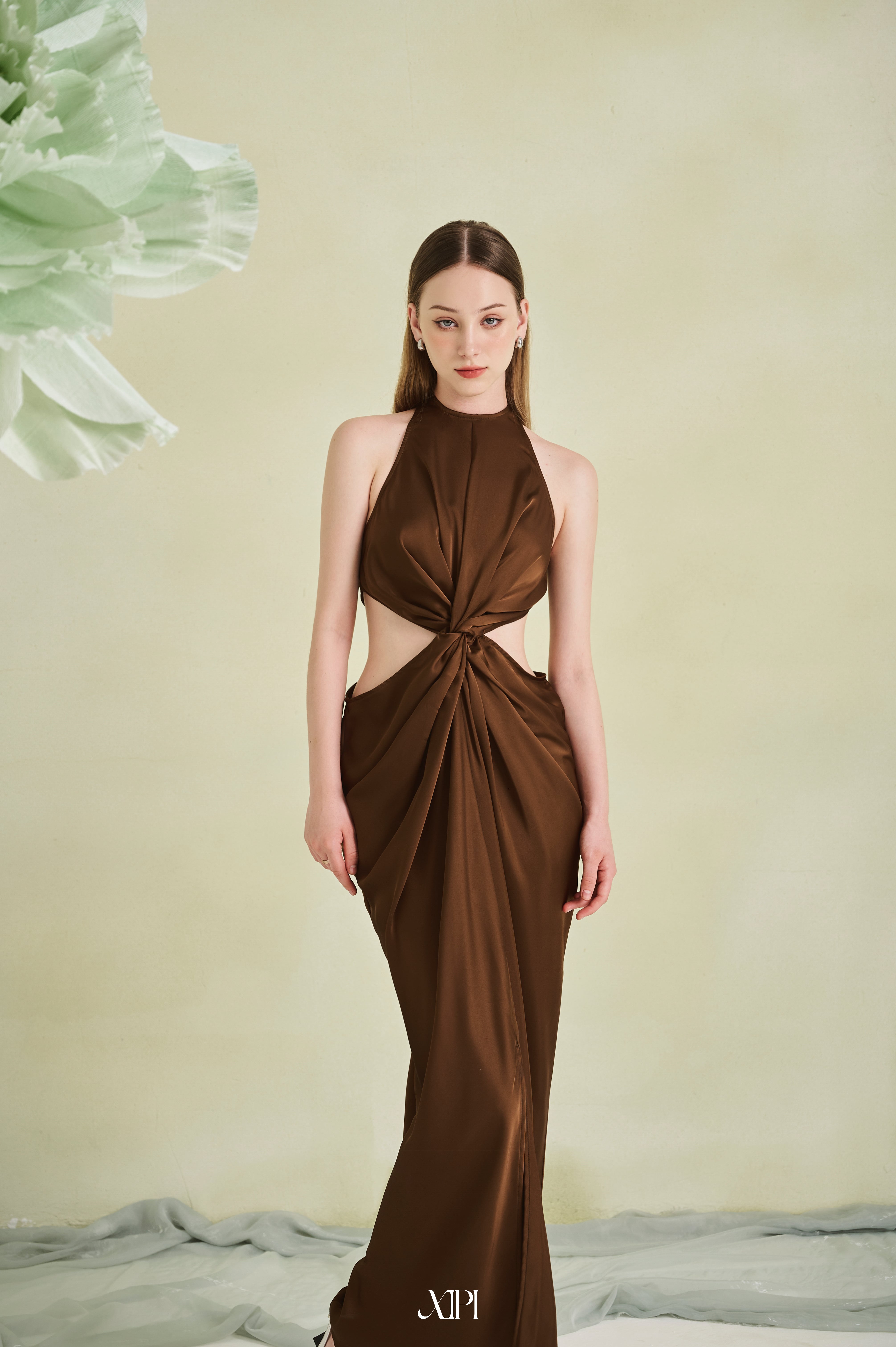 Silky (Brown) - Đầm Lụa Nâu Khoét Eo Kèm Váy Lót alternate