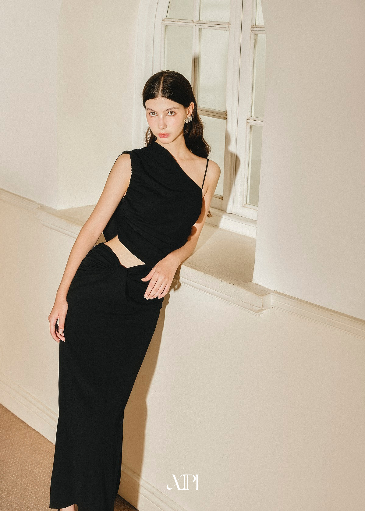Mila (Black) Dress - Đầm Lệch Vai Đen Hở Eo alternate