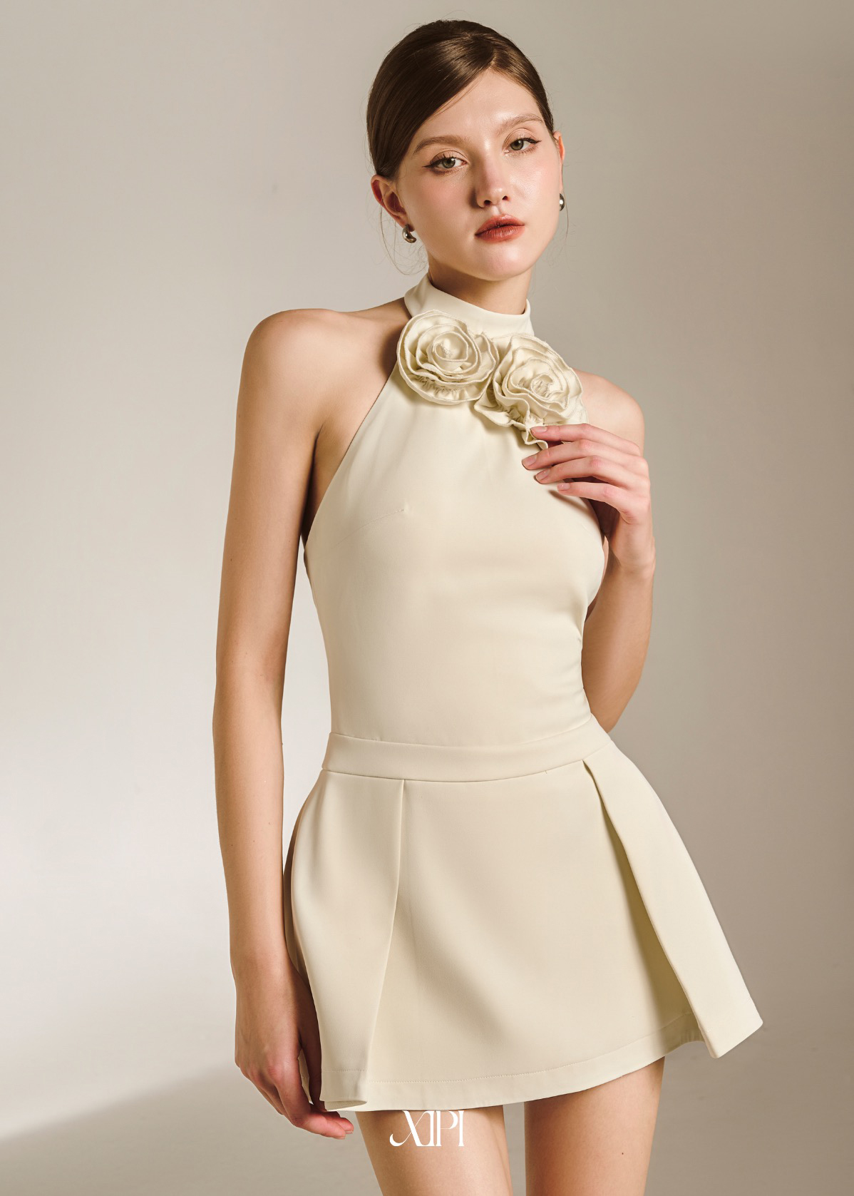 Selene Dress - Đầm Yếm Kem Đính Hoa Tùng Xếp alternate