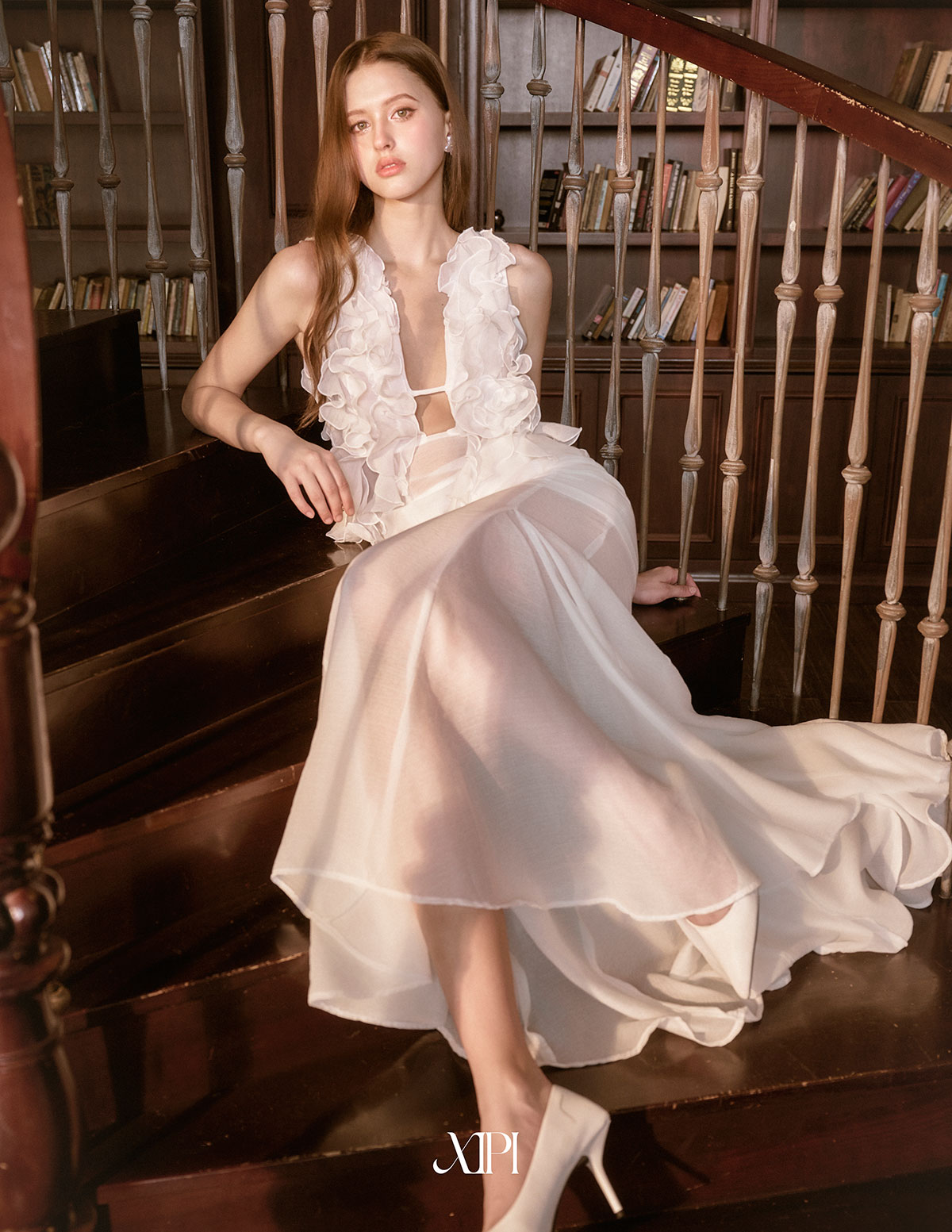 Vivian Dress - Đầm Voan Gân Trắng Nhún Bèo Tùng Đuôi Cá