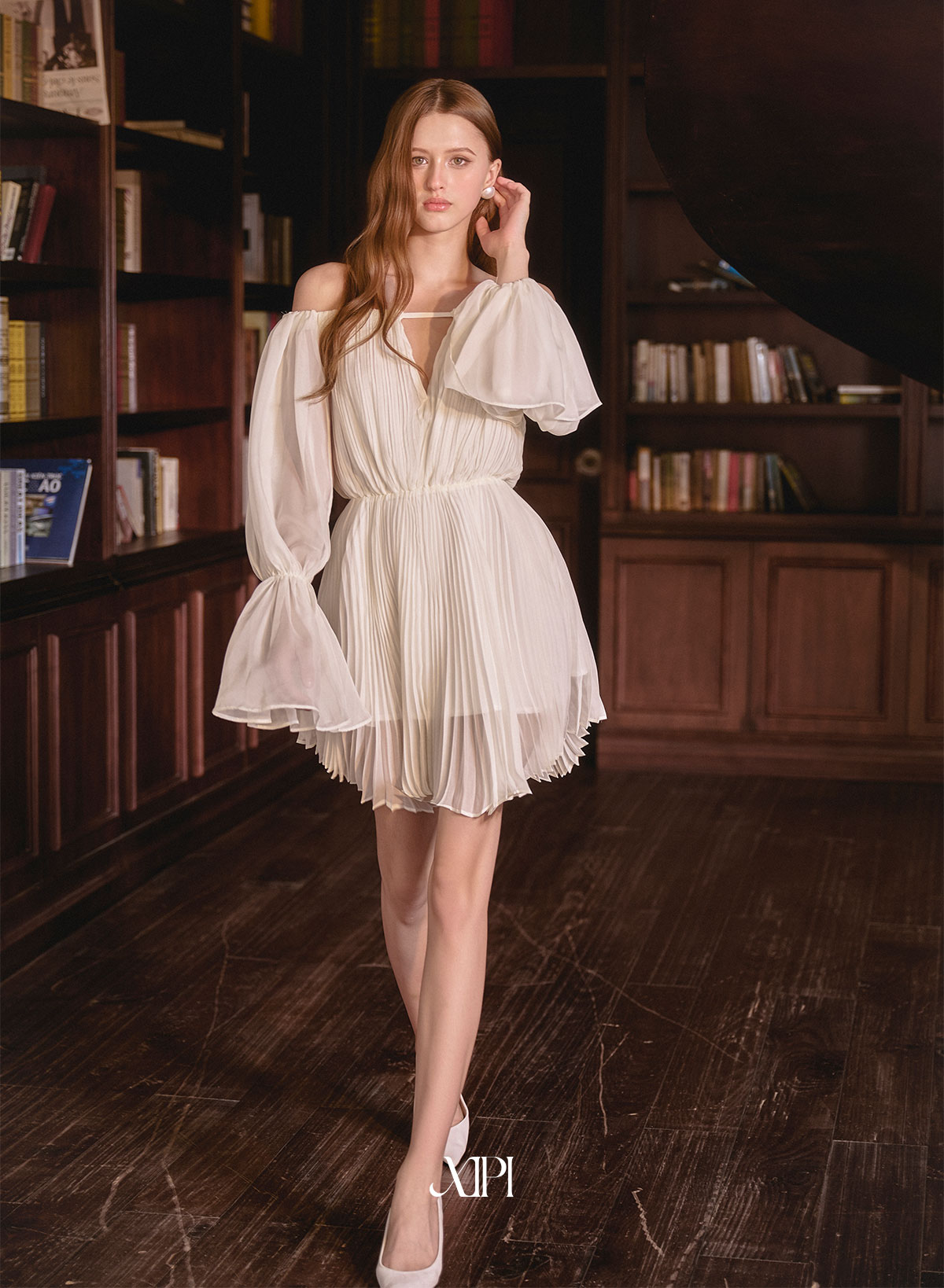 Fanny Dress - Đầm Voan Kem Dập Ly Bẹt Vai alternate