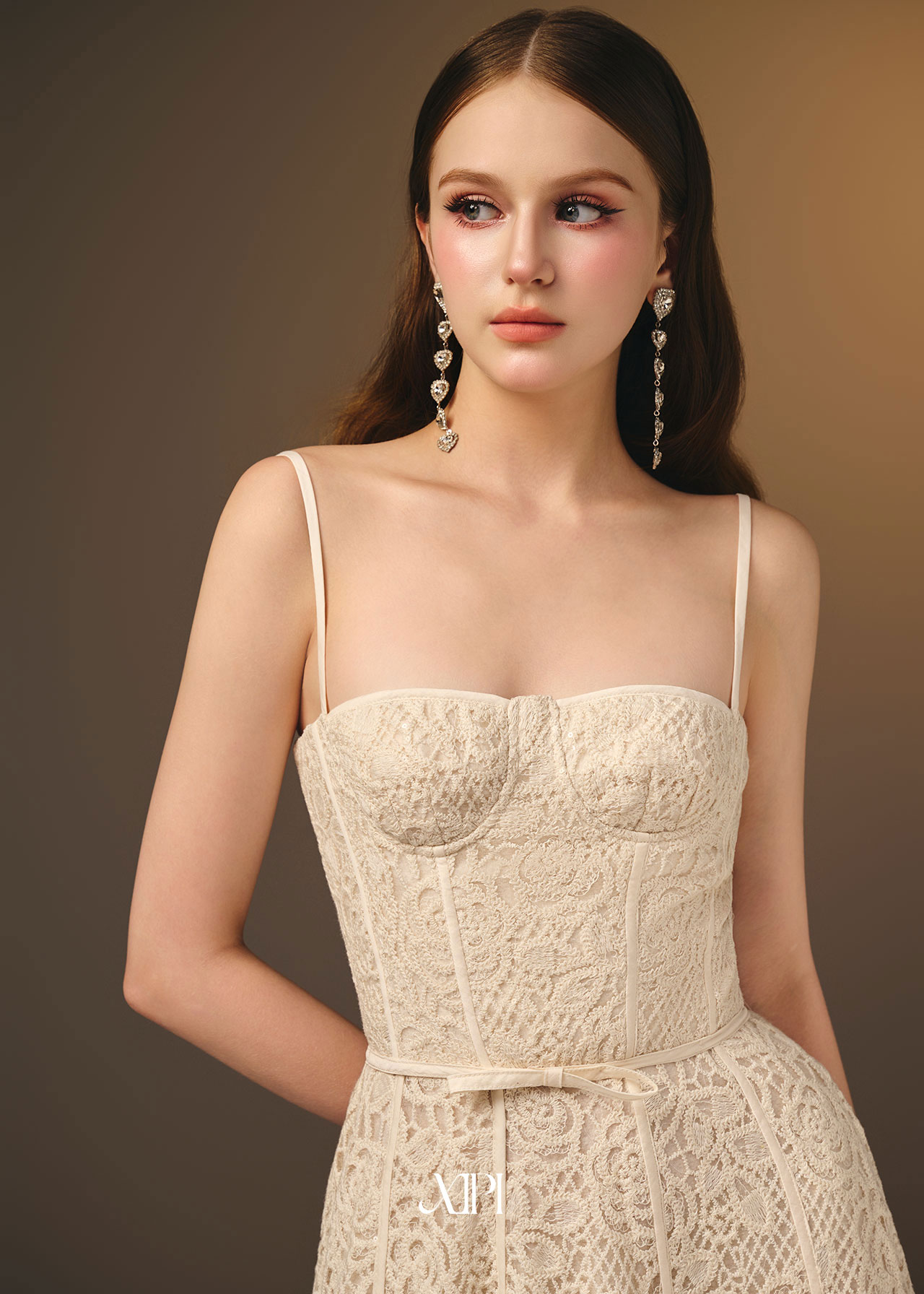 Eloise Dress - Đầm Ren Kem Cúp Ngực Tùng Rã alternate