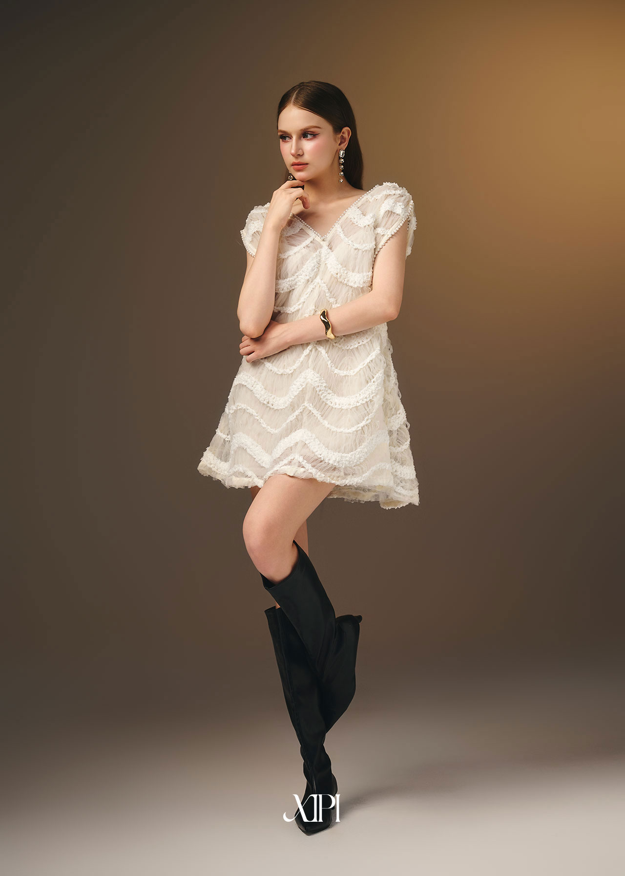 Dolly Dress - Đầm Lưới Ren Cổ Viền Ngọc Trai alternate