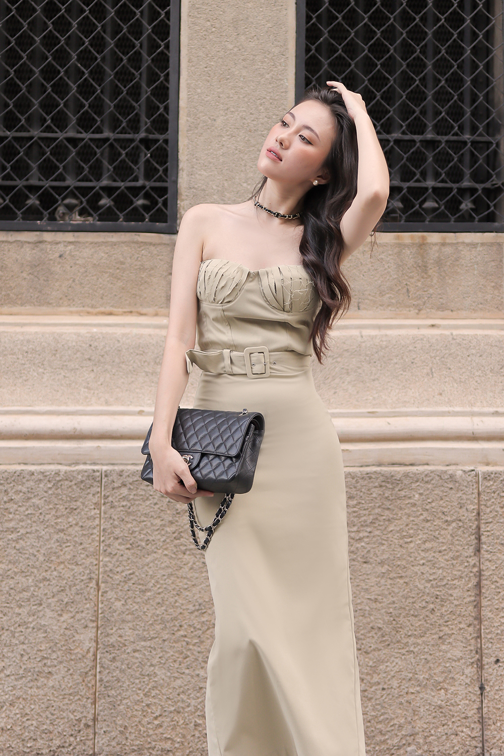 Đầm Dài Cup Ngực Xếp Kèm Belt Màu Da