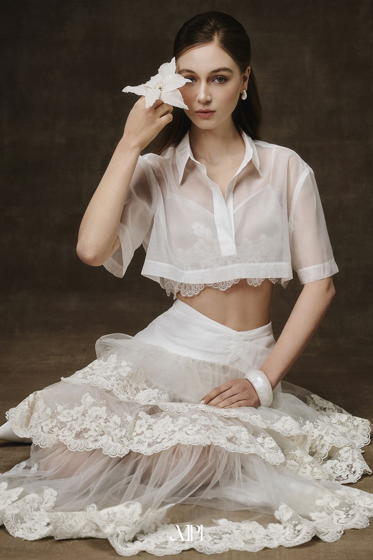 Celia Top - Set Áo Sơ Mi Voan Croptop Kèm Áo Dây Đính Ren