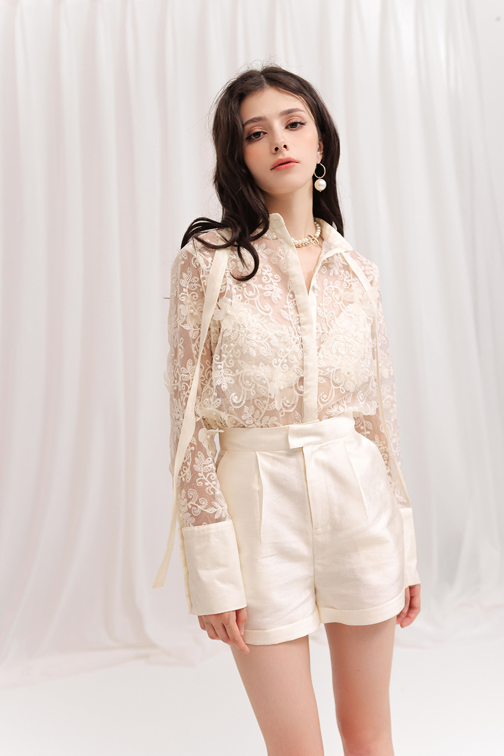 Quần Short Màu Kem Da