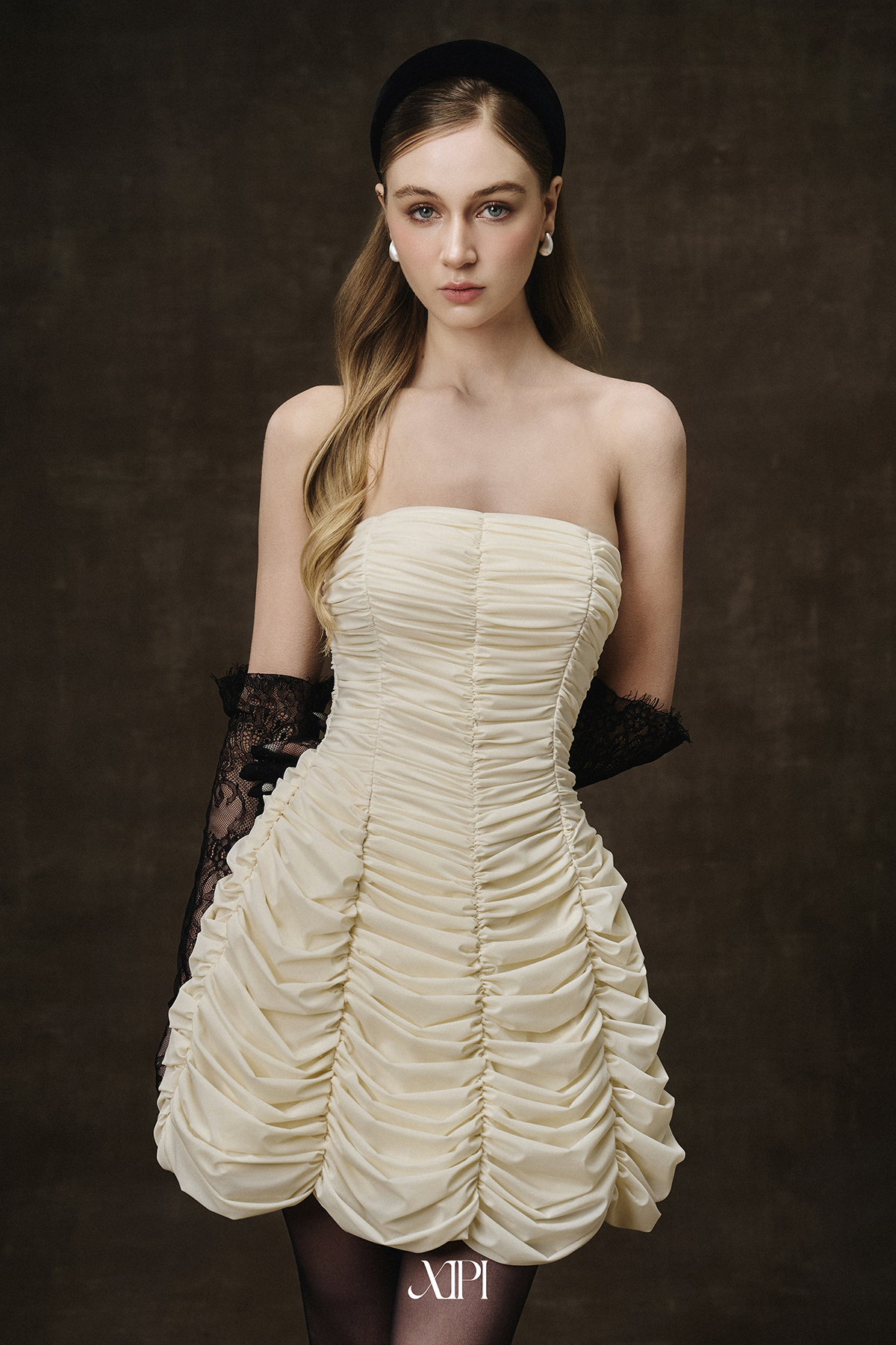 Celeste dress - Đầm cúp kem rã nhún