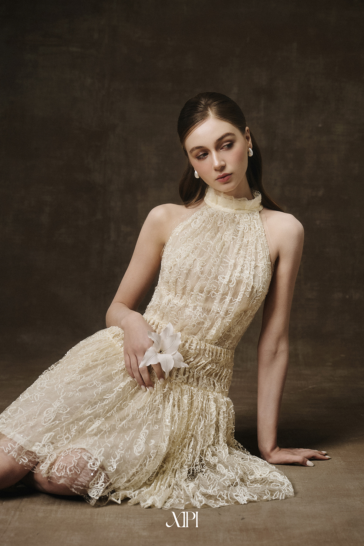 Narce Dress - Đầm ren kem cổ yếm xếp ly